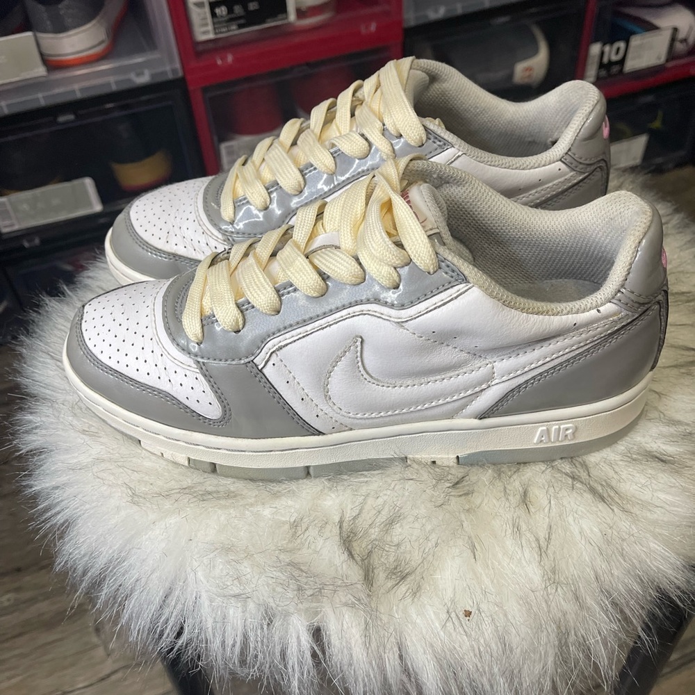 Nike